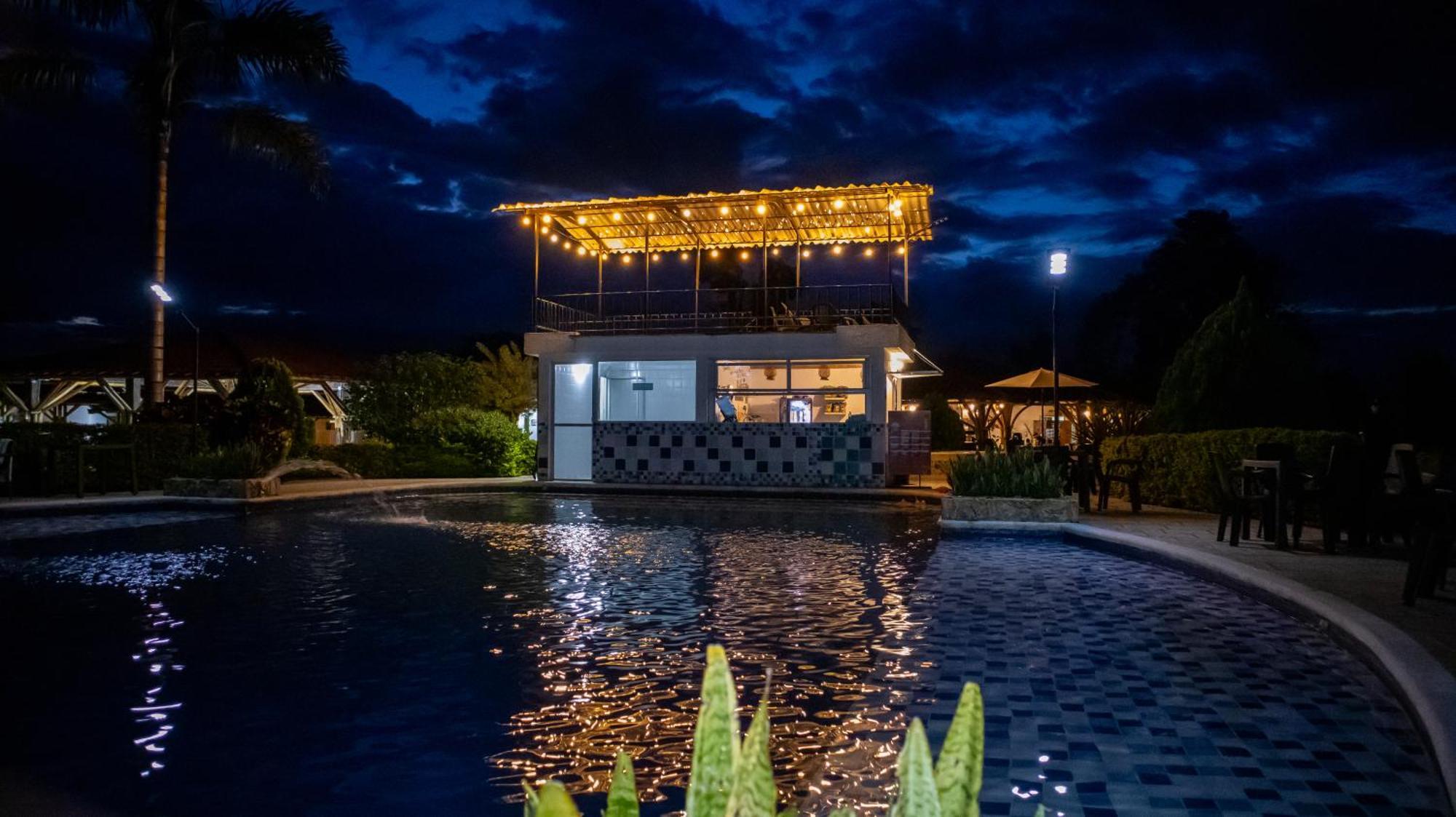 Hotel Parque De Los Arrieros Монтенегро Экстерьер фото